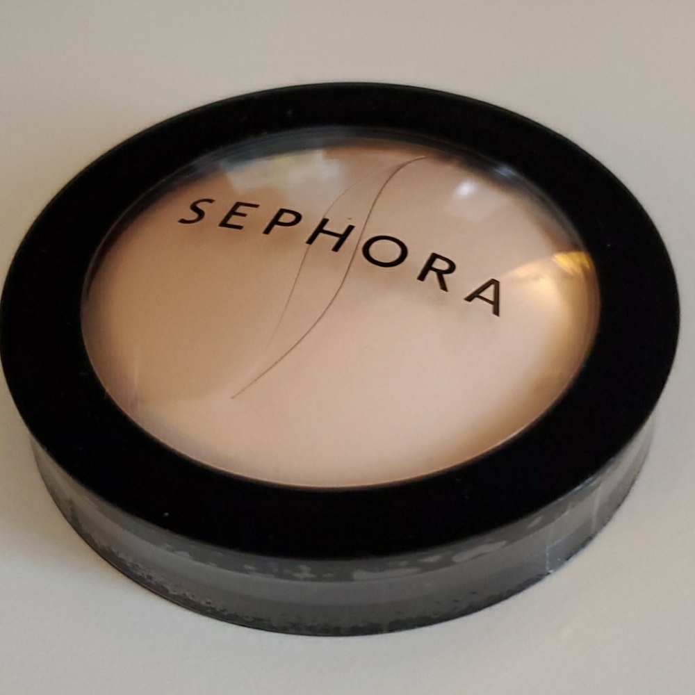 Sephora MicroSmooth baked face powder compact